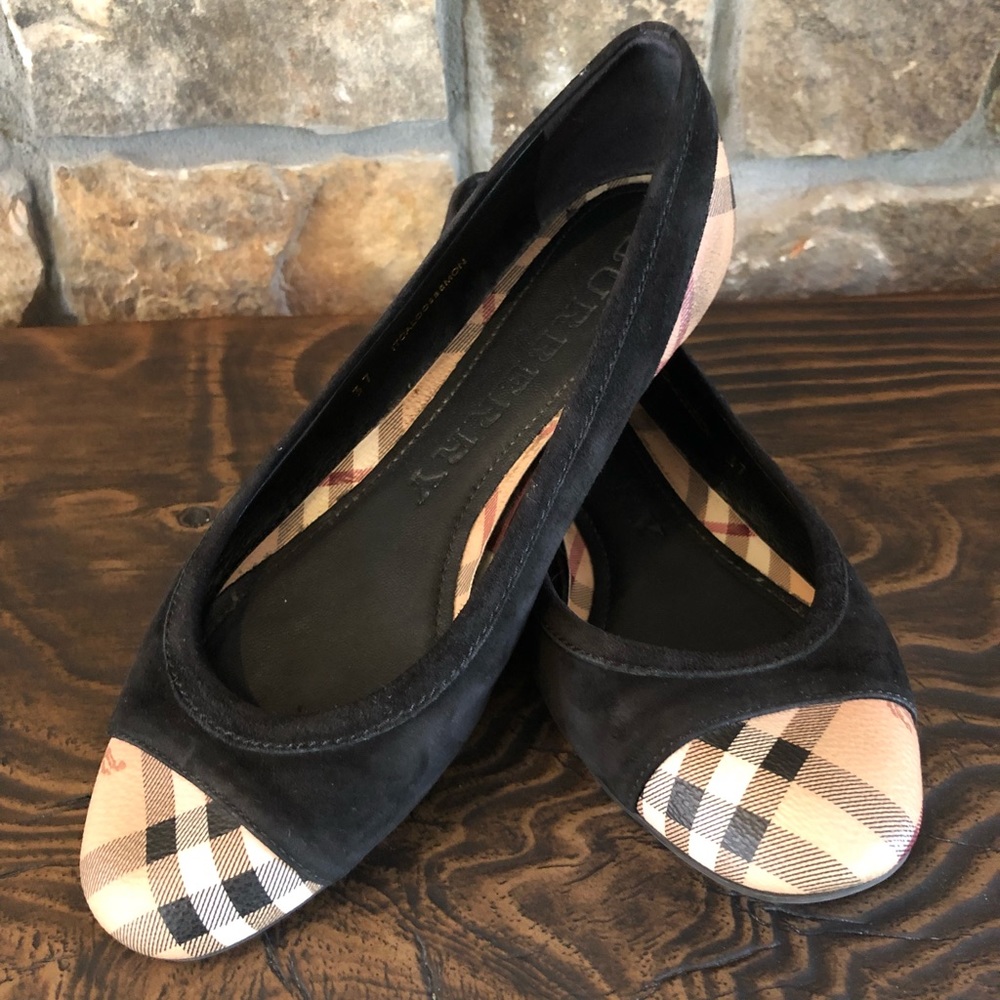 🖤BURBERRY flats🖤